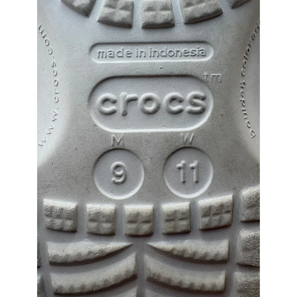 Crocs Classic Clogs Light Grey Mens 9 Womens 11 Slip On Shoes 10001-001